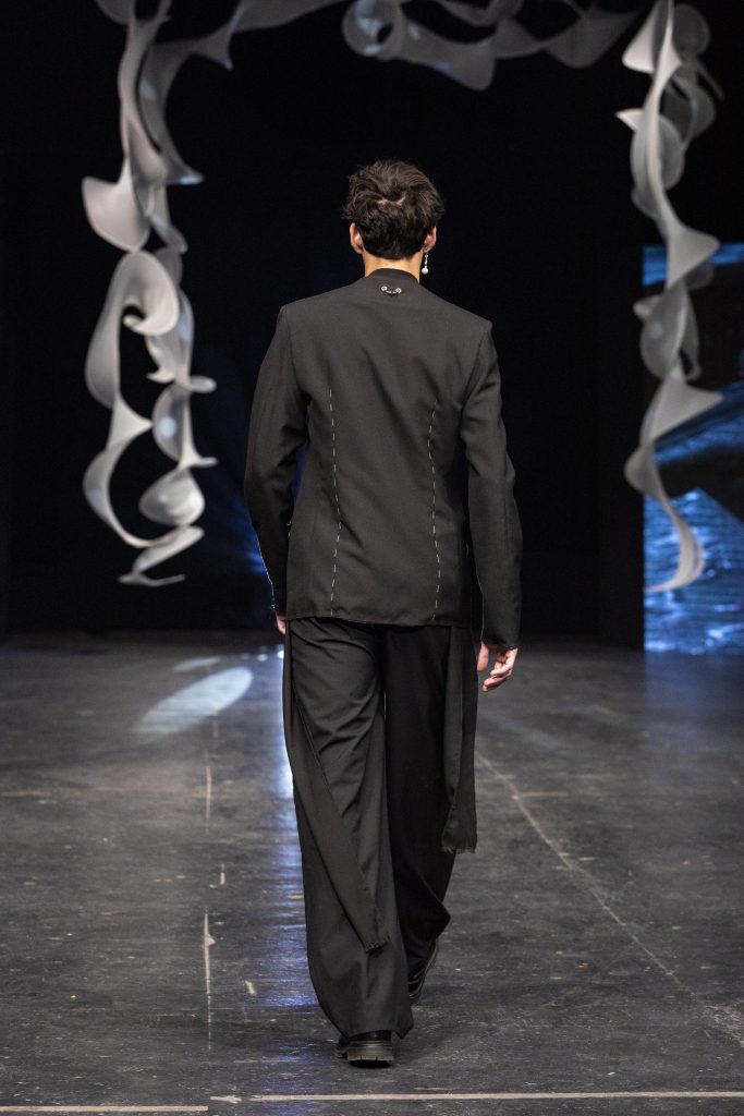 JAGYCH NEW COLLECTION 2026 MEN AND WOMEN LOOK 16